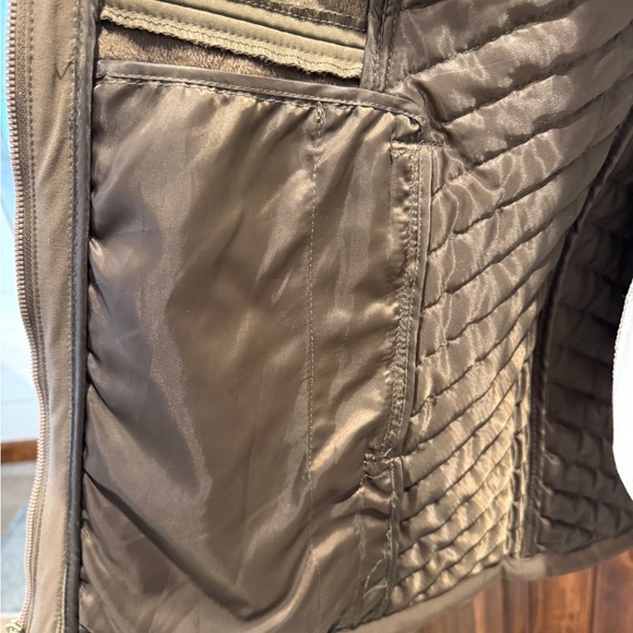 Women’s Jones New York Quilted Removable Hooded Brown Utility Jacket (Size XL) - Picture 10 of 16